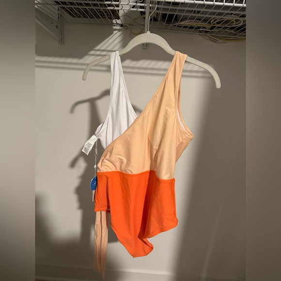 CUPSHE Women's One Piece Swimsuit Wrap Color Block Tie Side Bathing Suit (XL) - Picture 2 of 4